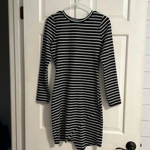 Iris black and white dress